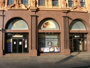 Renovace obkladu CNB v Brne